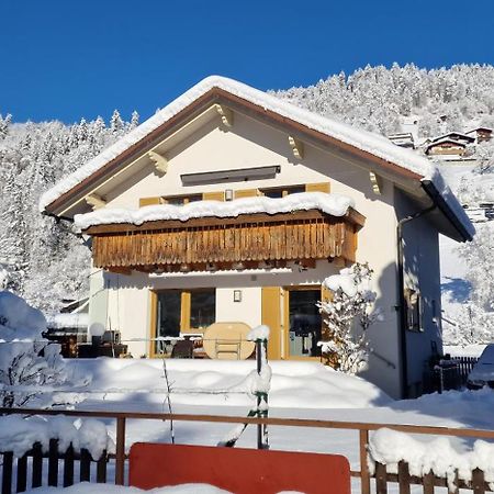 Ferienwohnung Konrad Pfeifer シュルンス エクステリア 写真