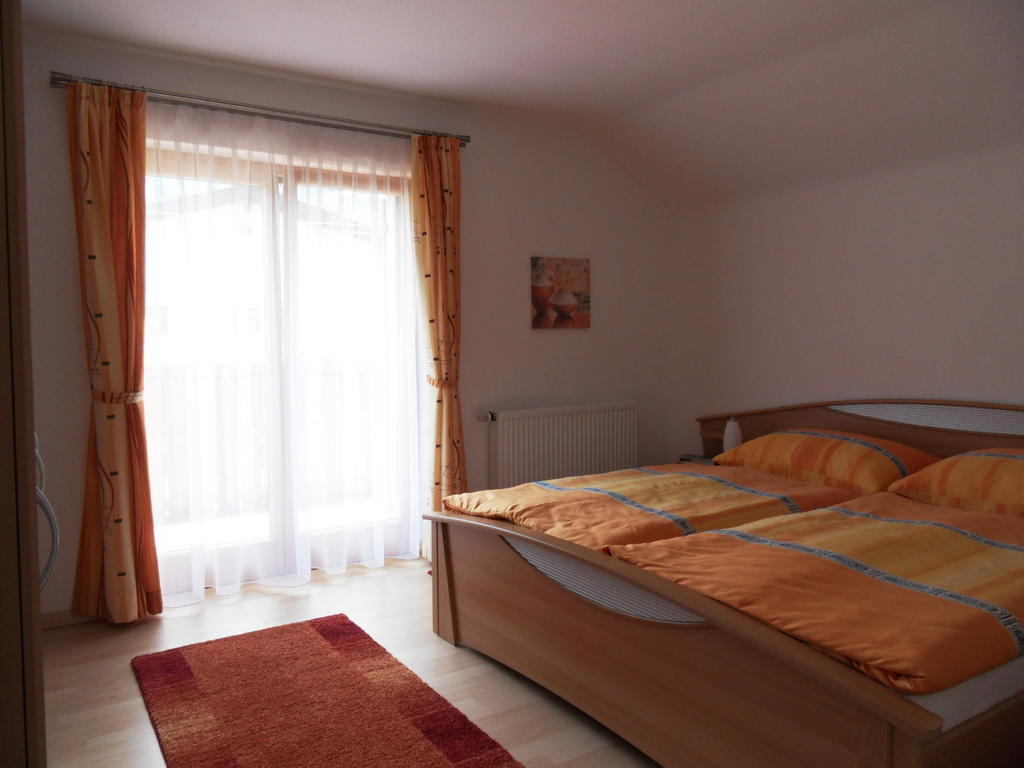 Ferienwohnung Konrad Pfeifer シュルンス 部屋 写真