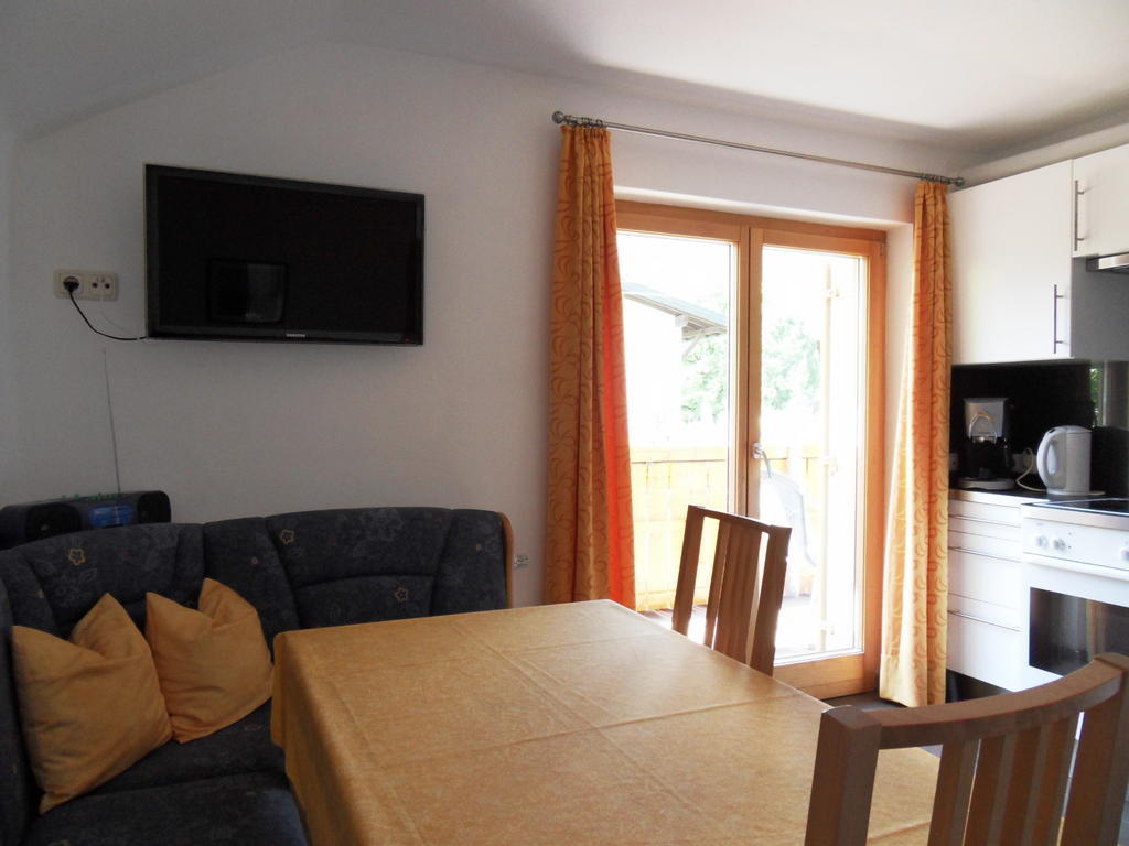 Ferienwohnung Konrad Pfeifer シュルンス 部屋 写真