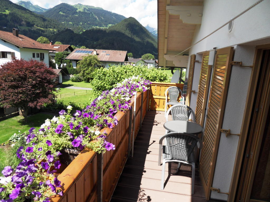 Ferienwohnung Konrad Pfeifer シュルンス 部屋 写真
